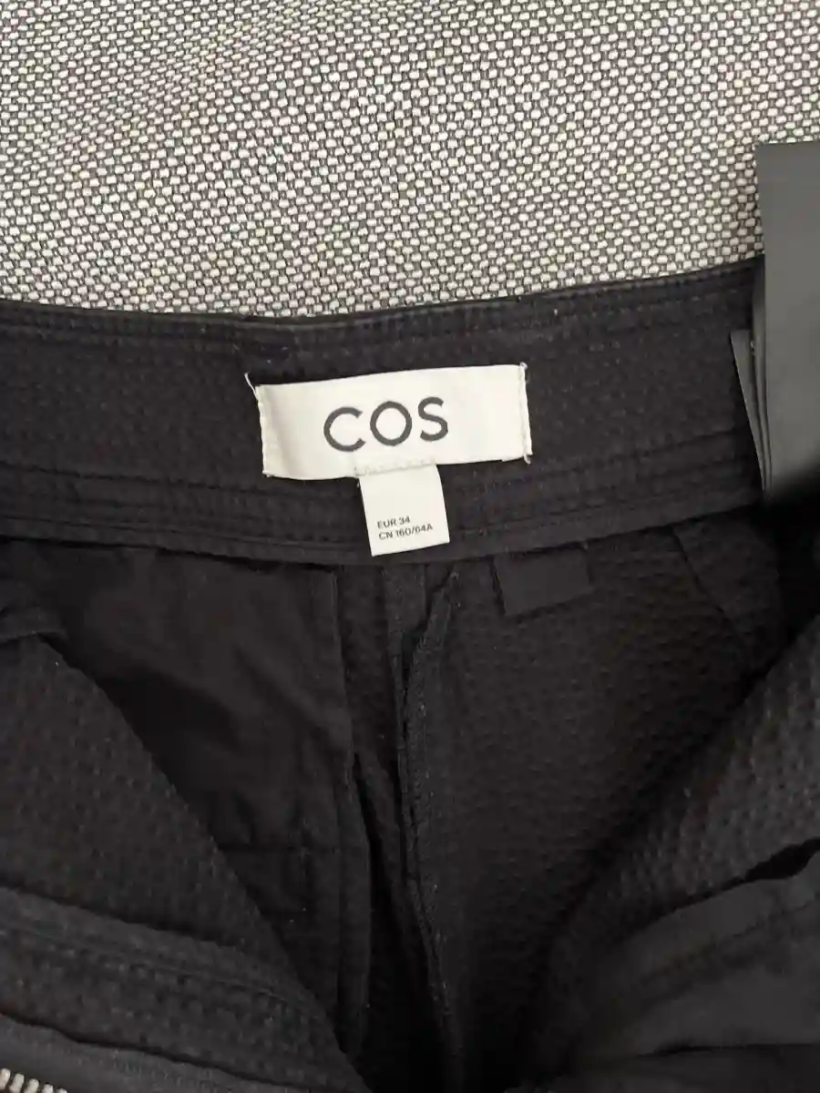 COS Stoffhose Bild 2