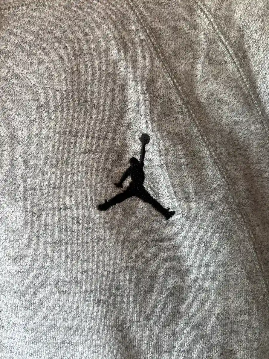 NIKE Kapuzenpullover Bild 2