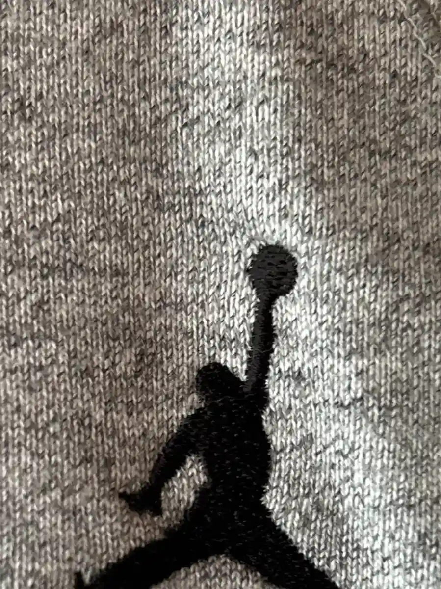 NIKE Kapuzenpullover Bild 5
