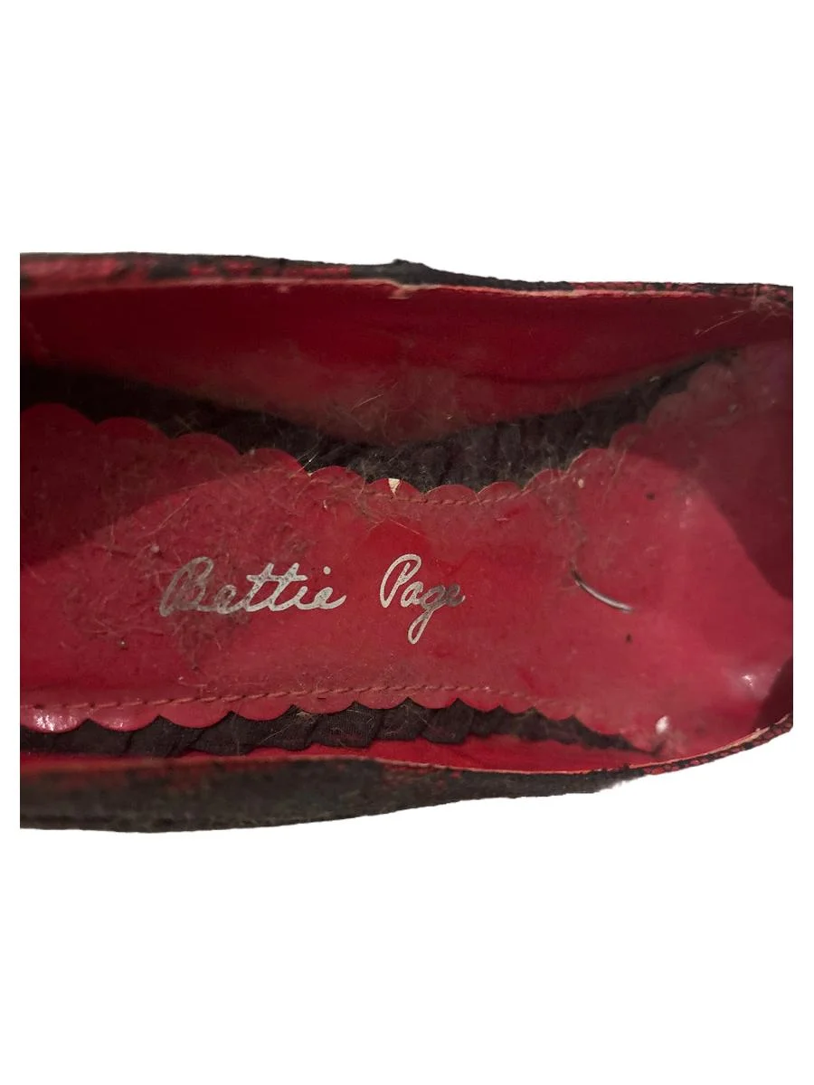BETTIE PAGE Pumps Bild 5