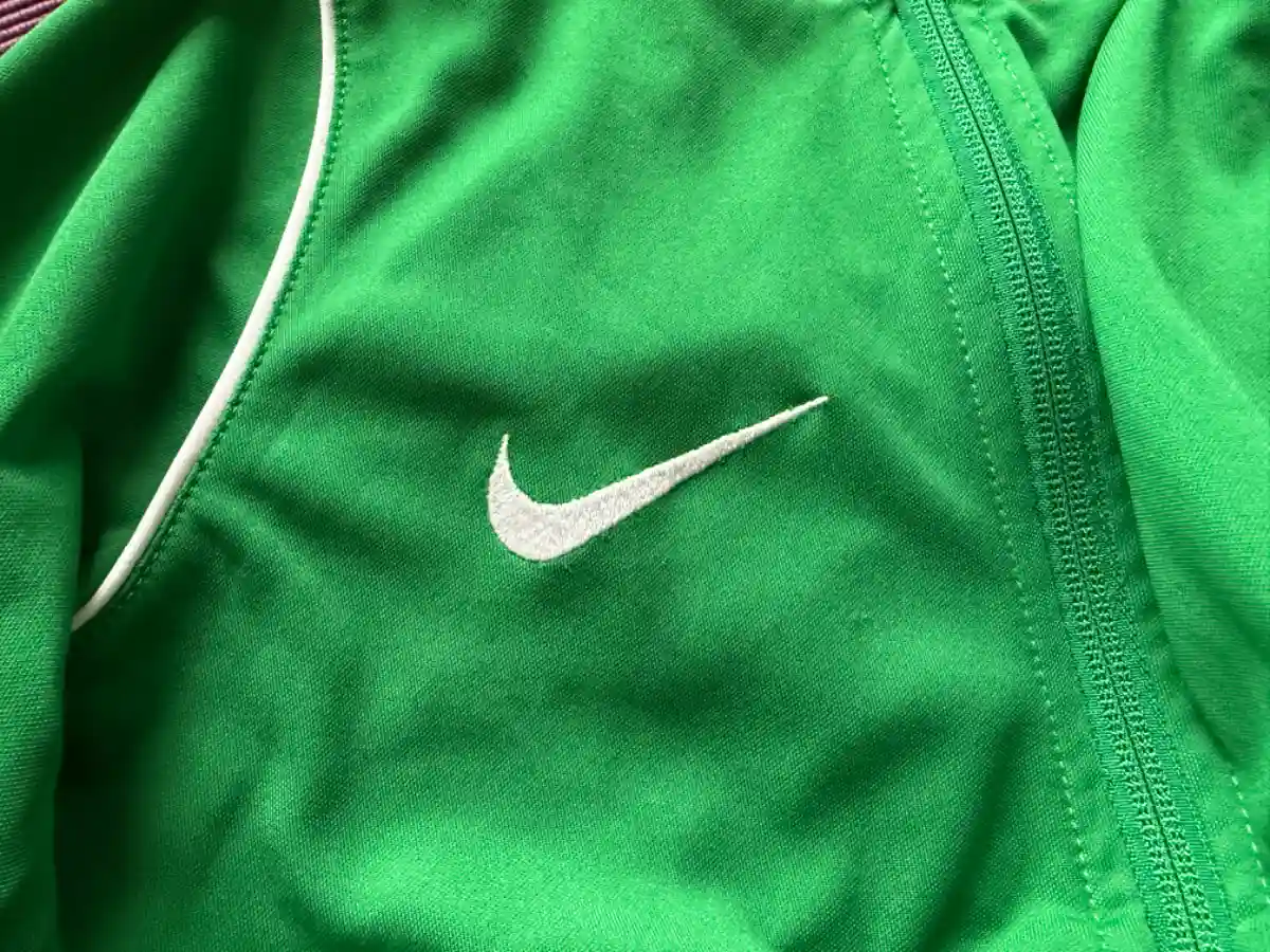 NIKE Trainingsjacke Bild 3