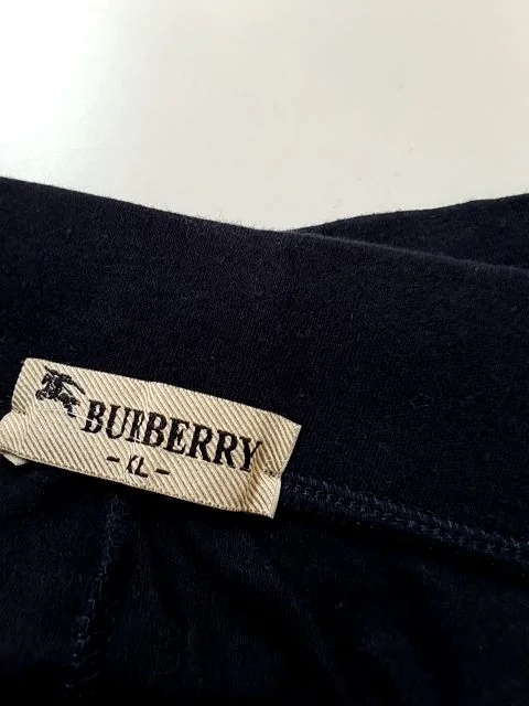 BURBERRY Shorts Bild 4