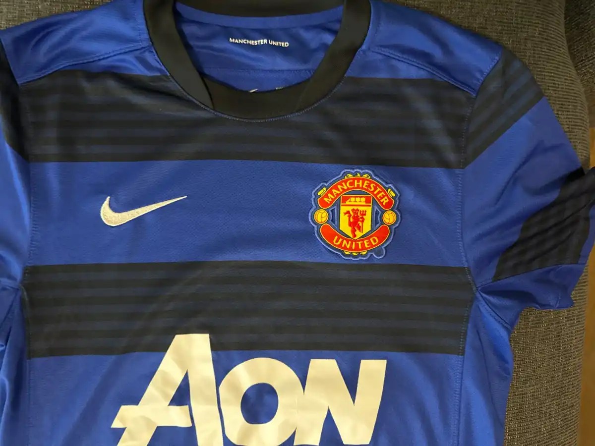 NIKE Fußball Trikot Bild 2