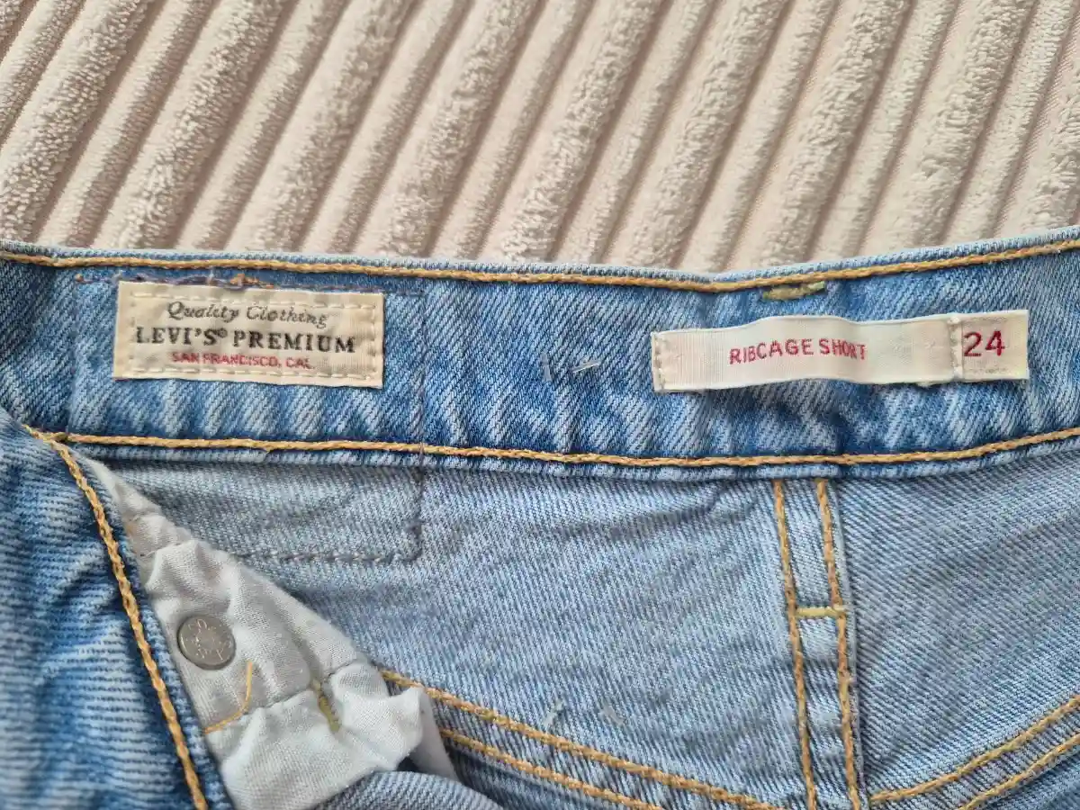 LEVI'S Jeans Shorts Bild 5