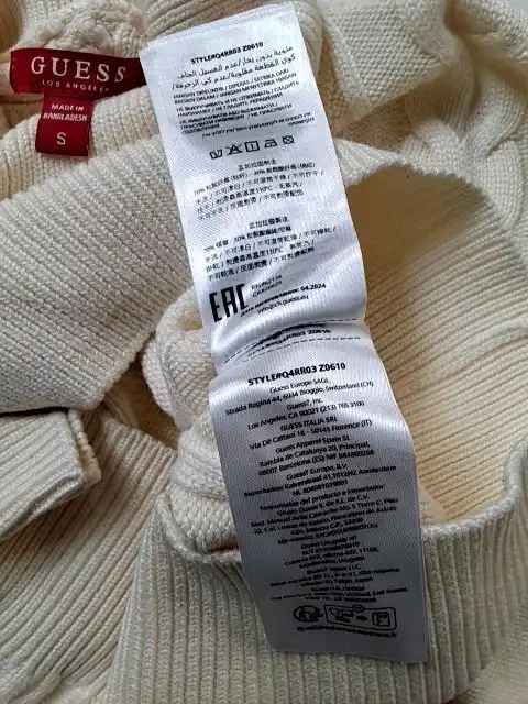 GUESS Pullover Bild 2