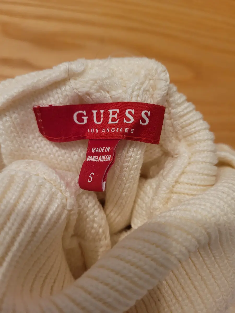 GUESS Pullover Bild 5