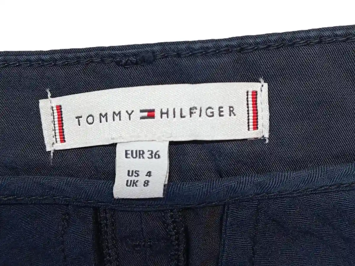 TOMMY HILFIGER Shorts Bild 3