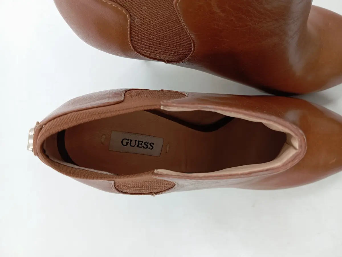 GUESS Stiefelette Bild 3
