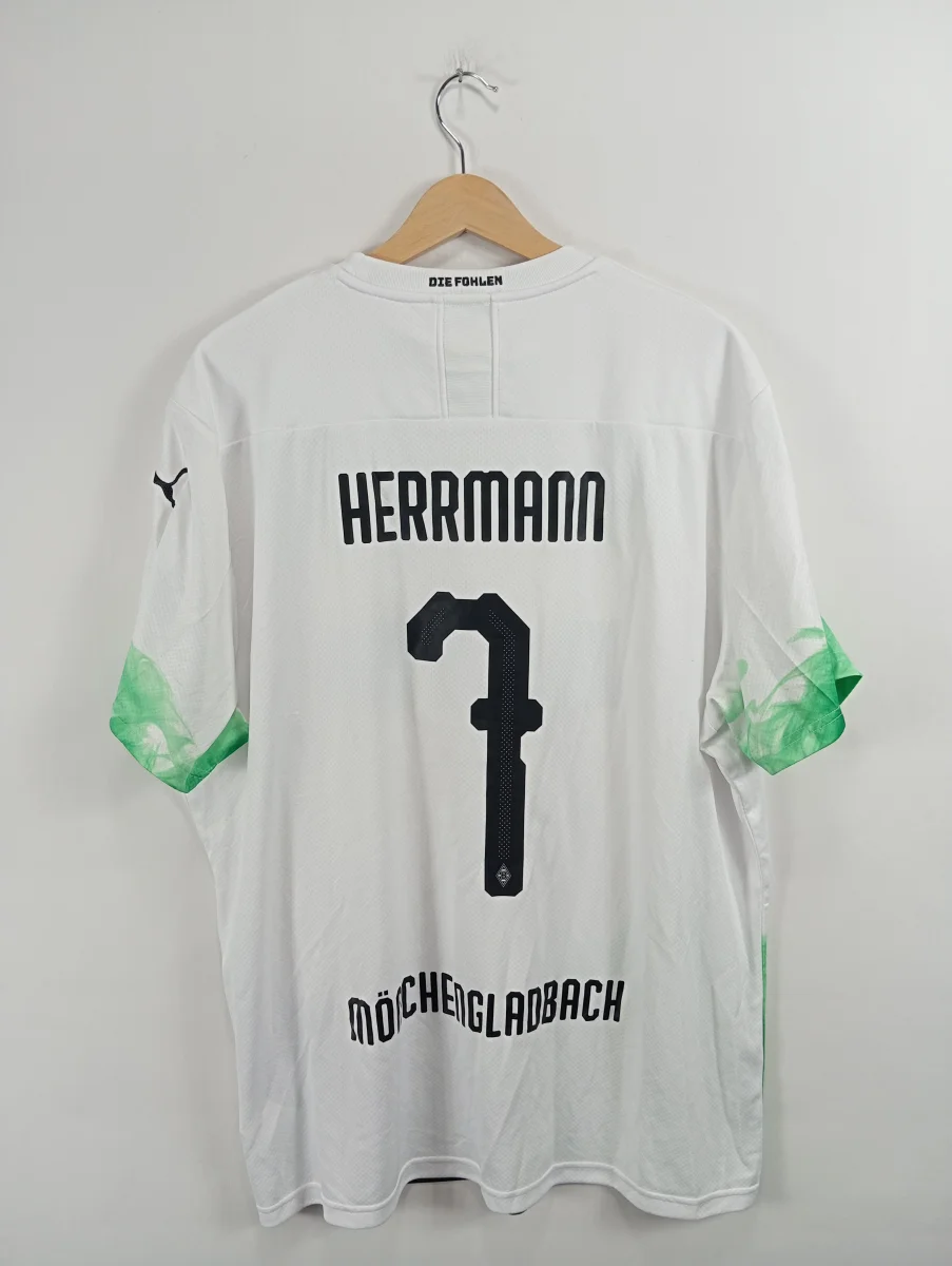 PUMA Fußball Trikot Bild 2