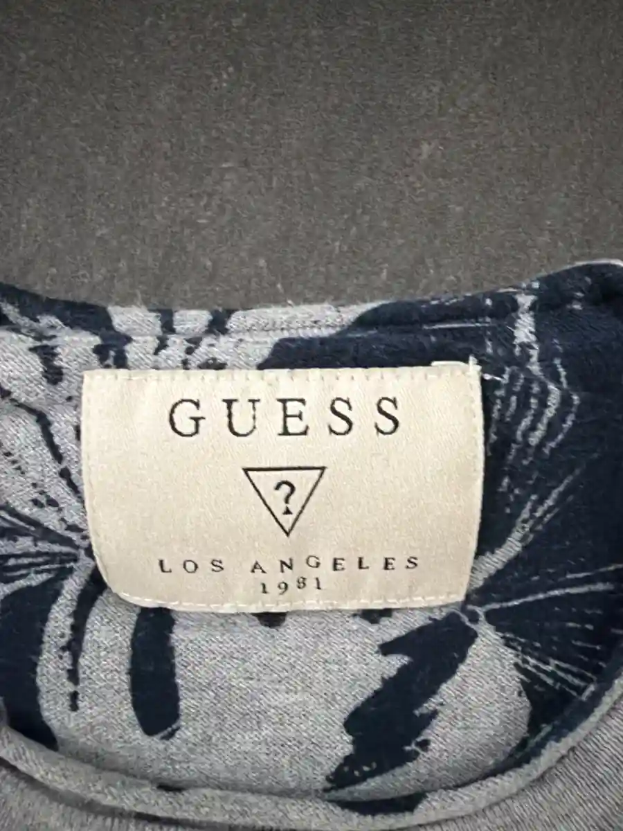 GUESS Pullover Bild 3