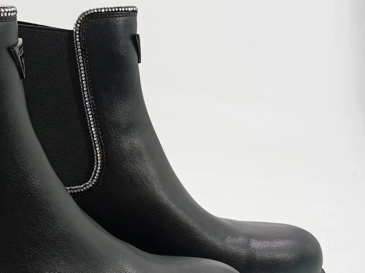 GUESS Stiefelette Bild 5