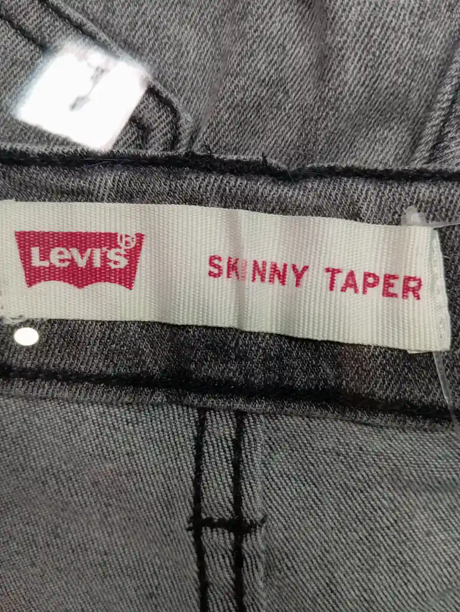 LEVI'S Jeans Tapered Fit Bild 3