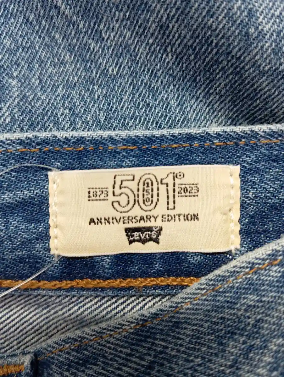 LEVI'S Destroyed Jeans Bild 6