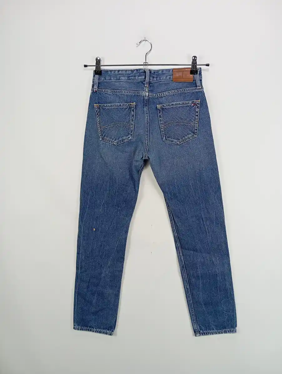 TOMMY HILFIGER Destroyed Jeans Bild 2