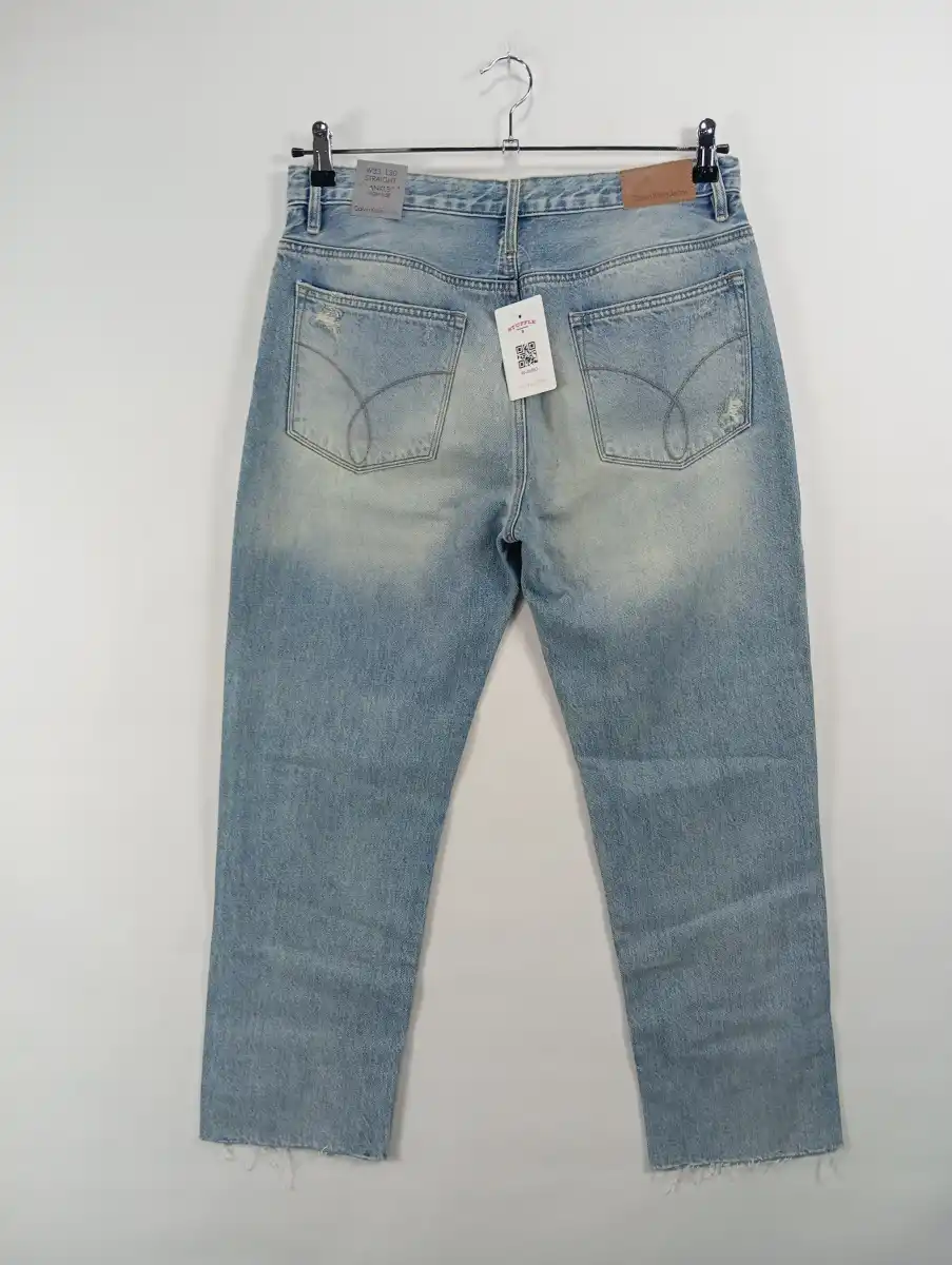CALVIN KLEIN Destroyed Jeans Bild 2