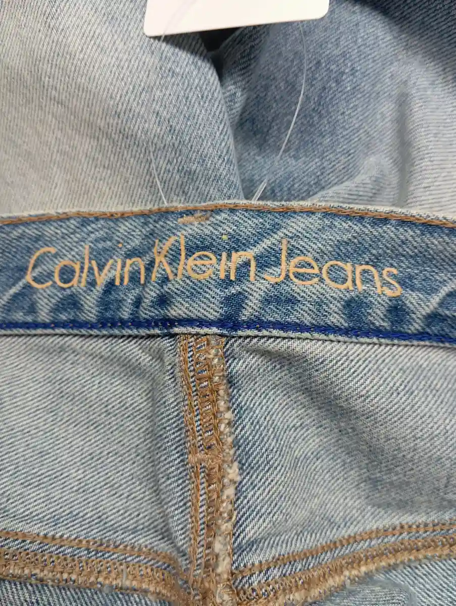 CALVIN KLEIN Destroyed Jeans Bild 5
