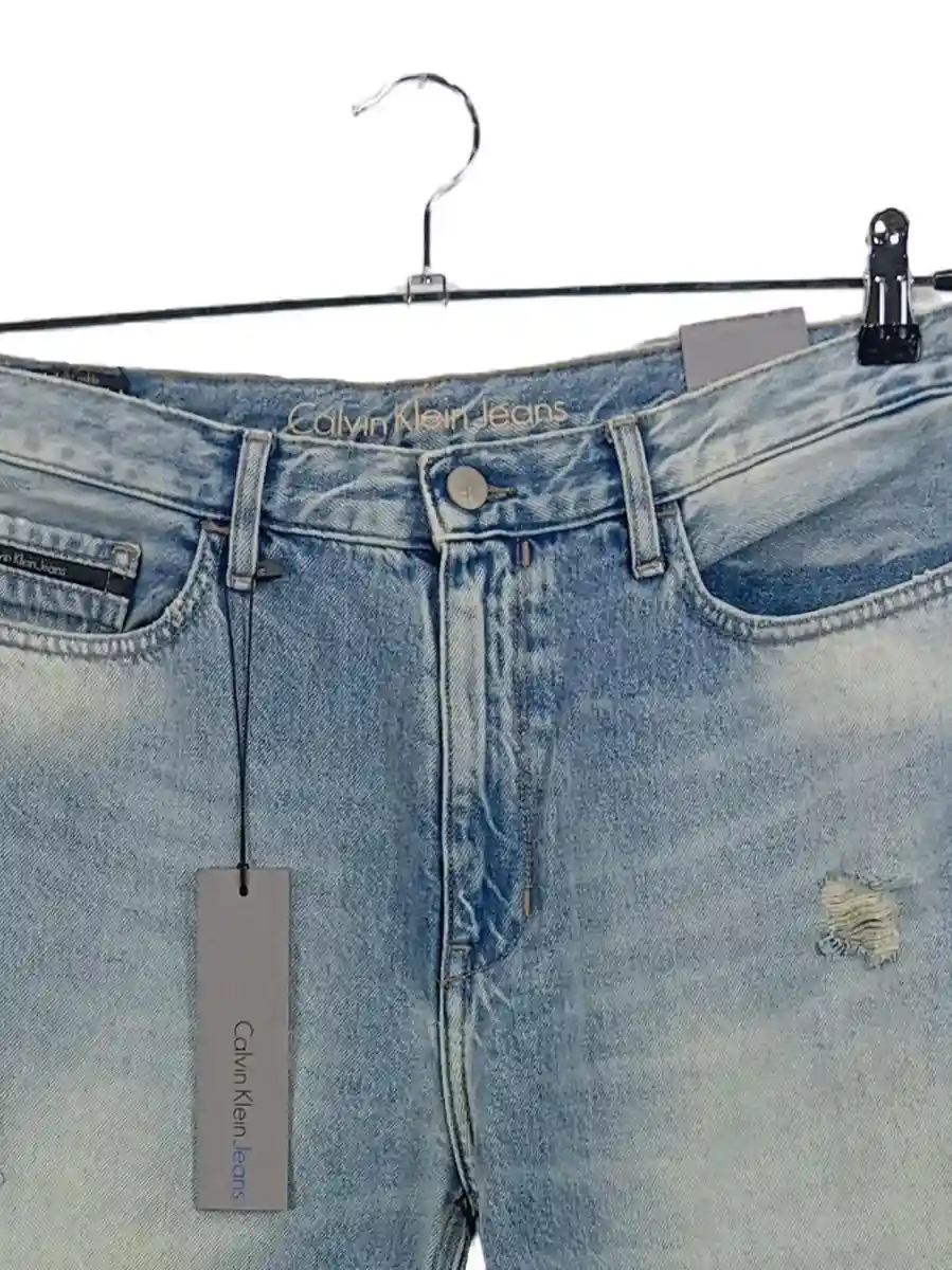 CALVIN KLEIN Destroyed Jeans Bild 3