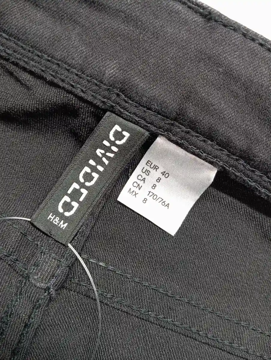 H&M Jeans Straight Leg Bild 3