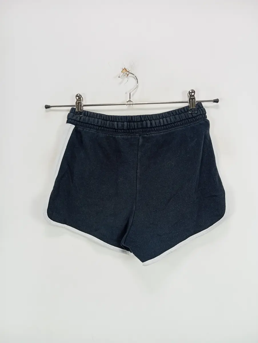 H&M Sport Shorts Bild 2