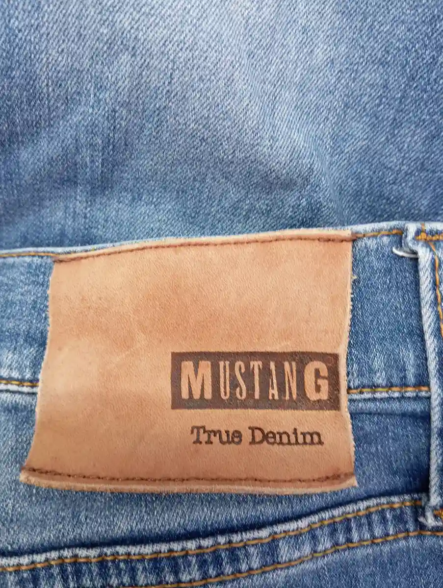 MUSTANG Jeans Tapered Fit Bild 3