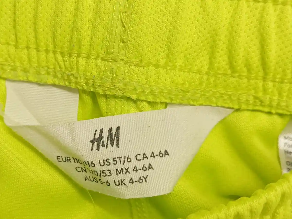 H&M Sport Shorts Bild 4
