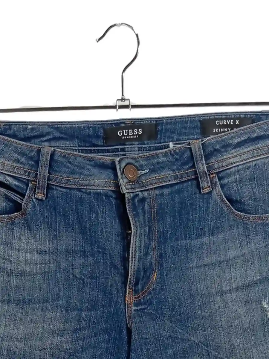 GUESS Destroyed Jeans Bild 4