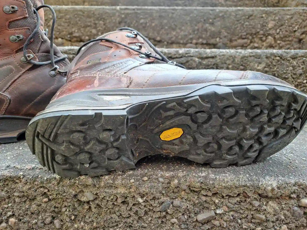 LOWA Outdoorschuhe Bild 4