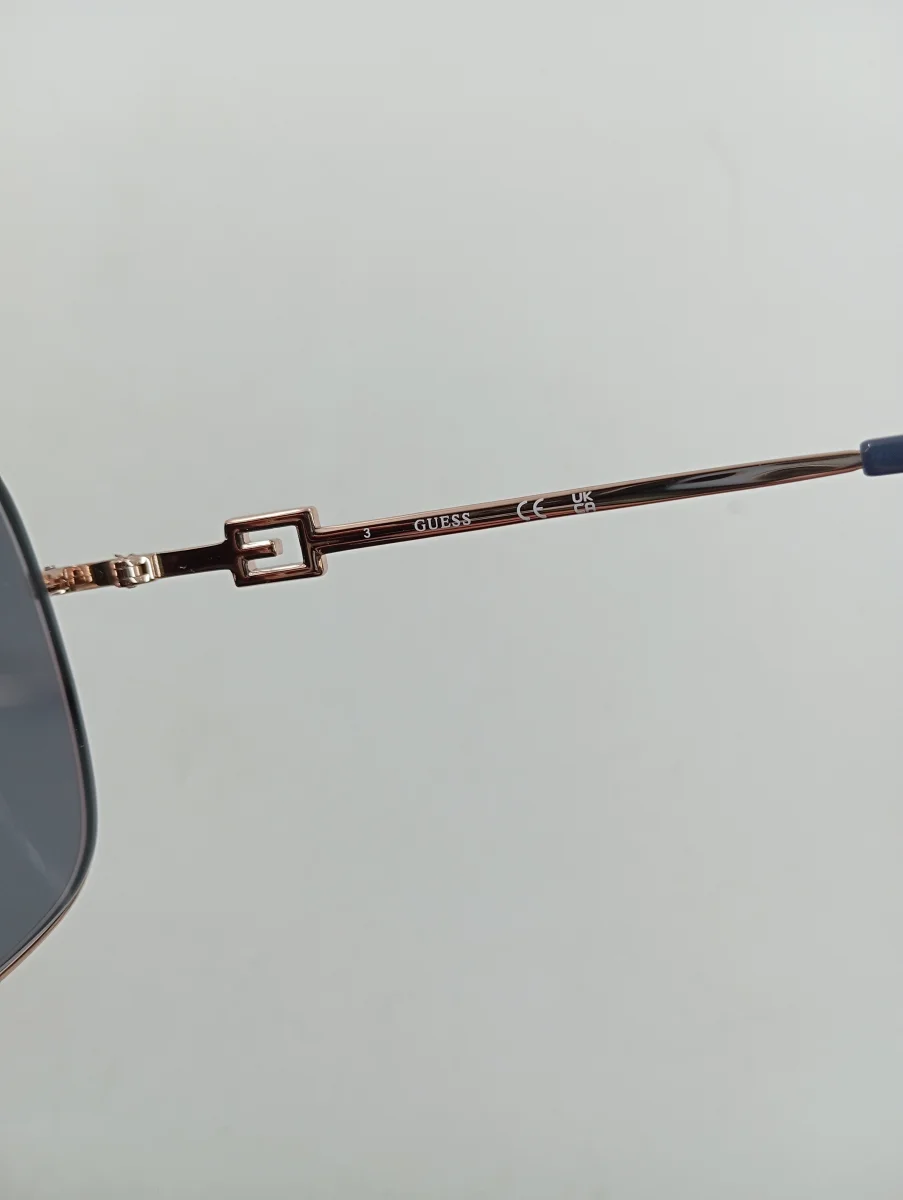 GUESS Sonnenbrille Bild 3
