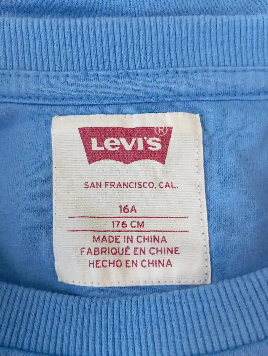 LEVI'S Sweatshirt