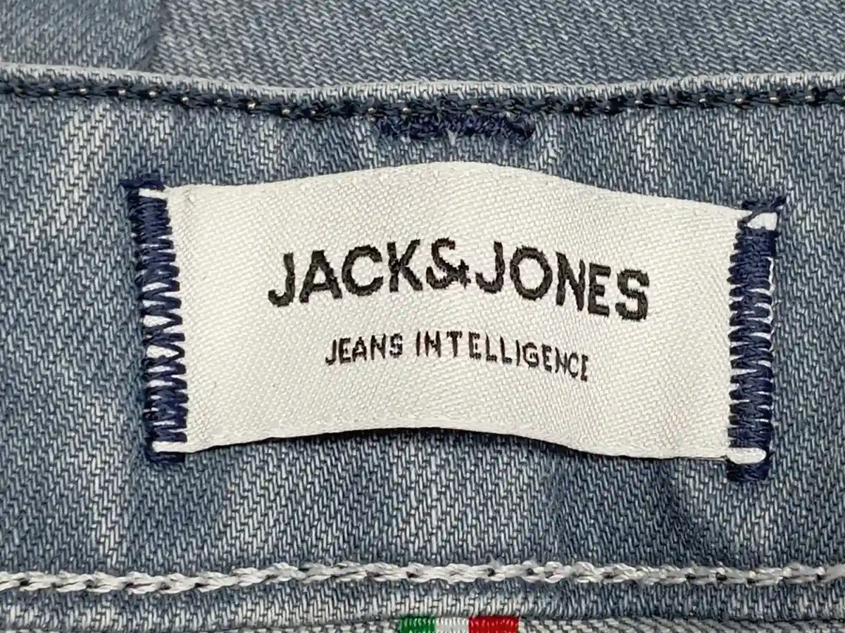 JACK & JONES Destroyed Jeans Bild 4