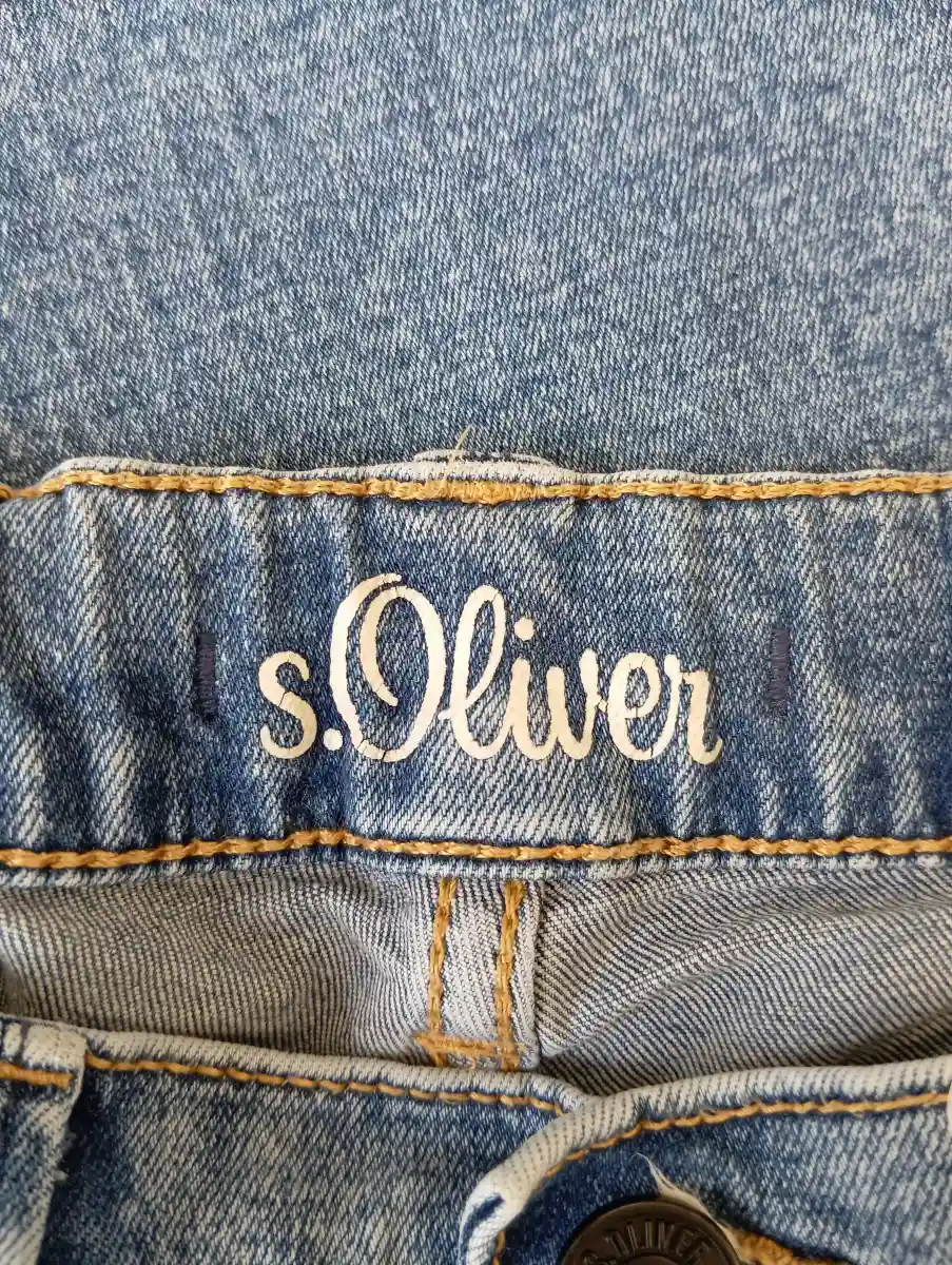 S.OLIVER Destroyed Jeans Bild 3