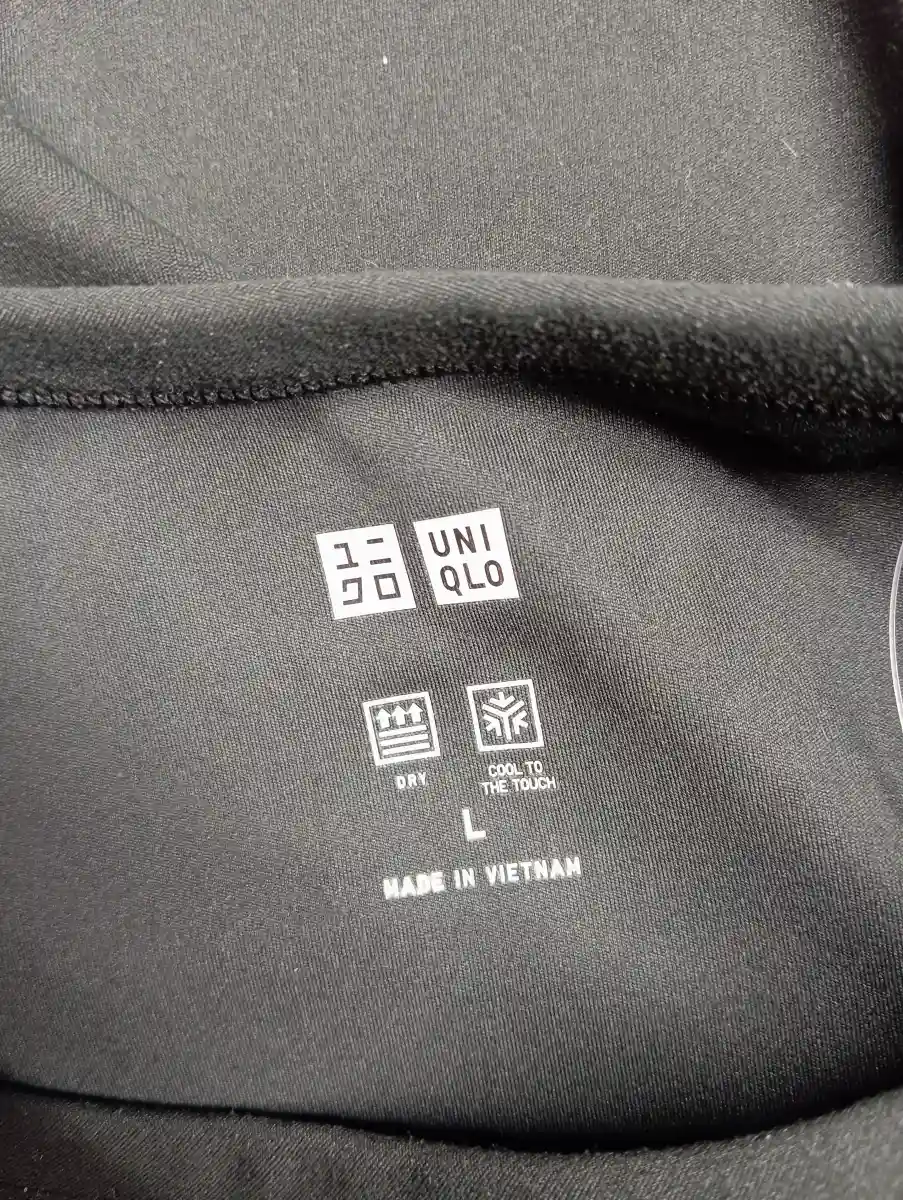 UNIQLO T-Shirt Bild 3