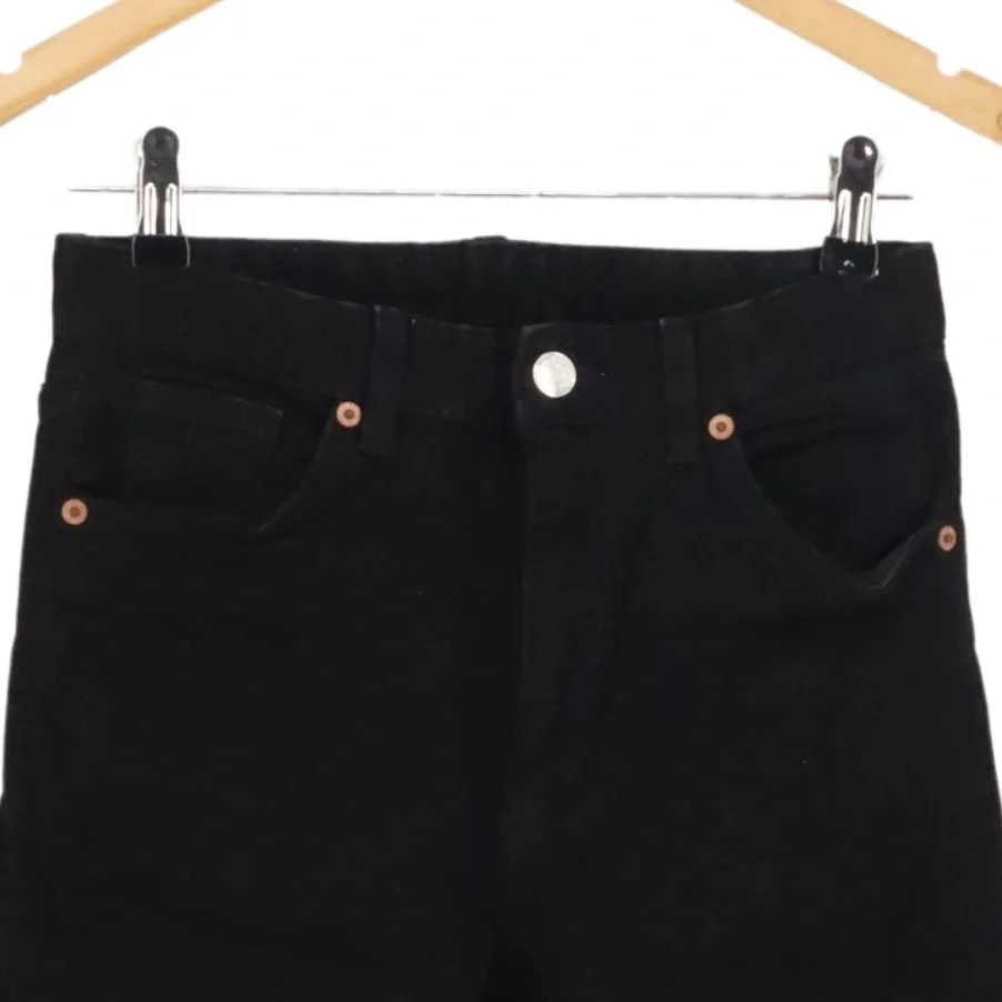 MONKI Mom Jeans Bild 3
