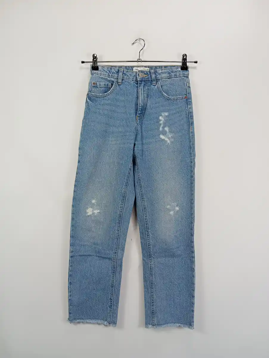 ZARA Destroyed Jeans