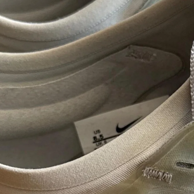 NIKE Sportschuhe Bild 4