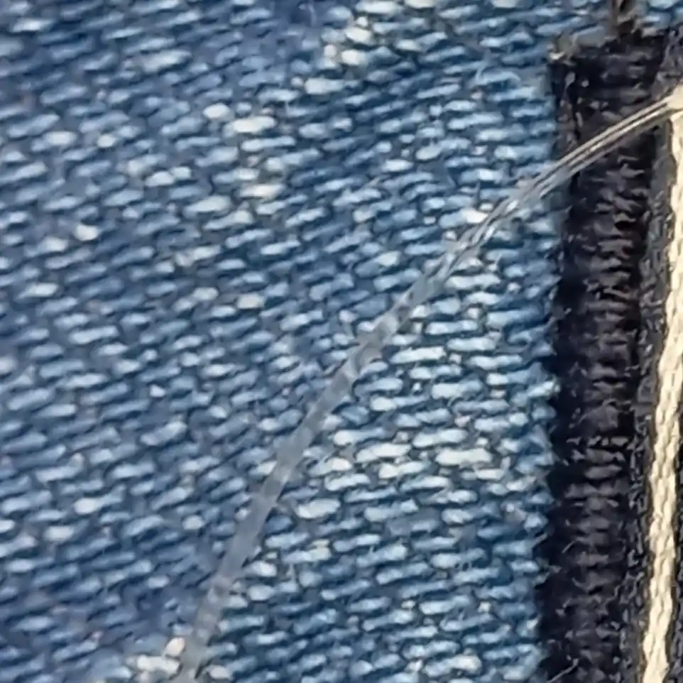 ABERCROMBIE & FITCH Destroyed Jeans Bild 6