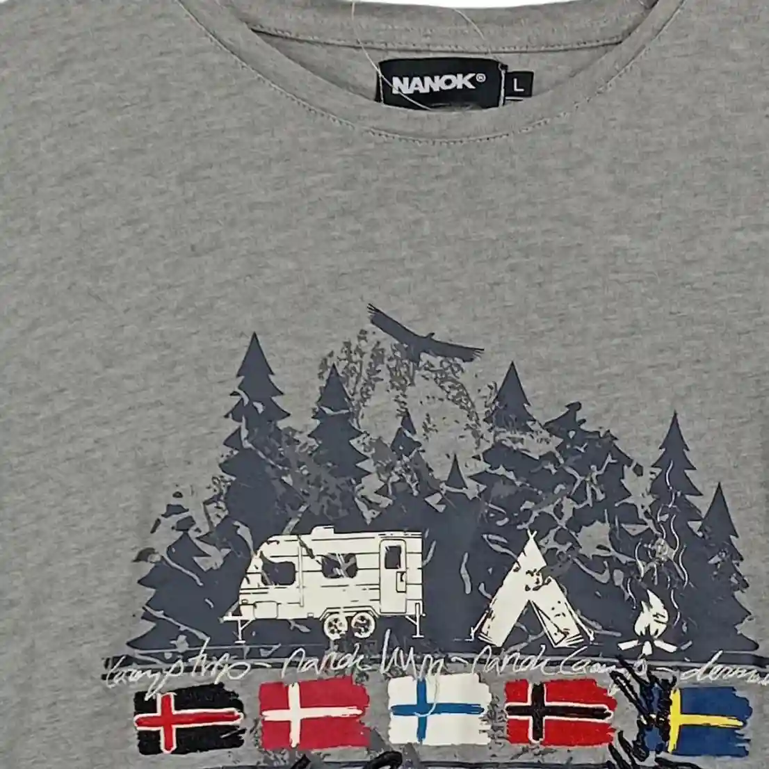 NANOK T-Shirt Bild 6