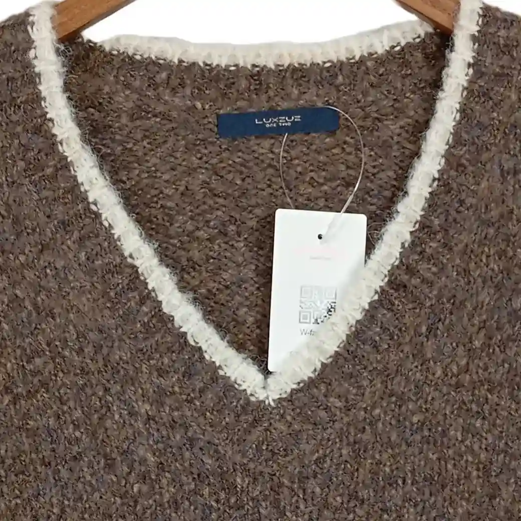 LUXZUZ // ONE TWO Pullover Bild 6