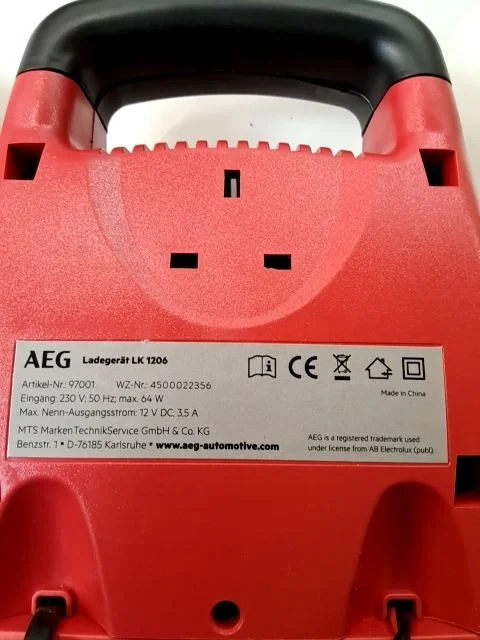 AEG Autobatterie Ladegerät Bild 9