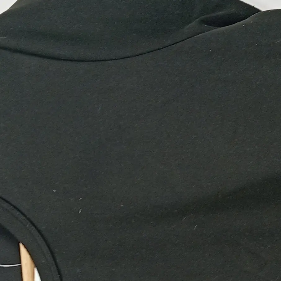 UNIQLO T-Shirt Bild 4