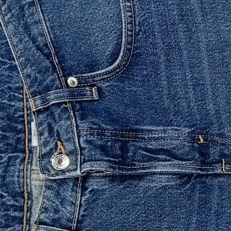 H&M Destroyed Jeans Bild 3