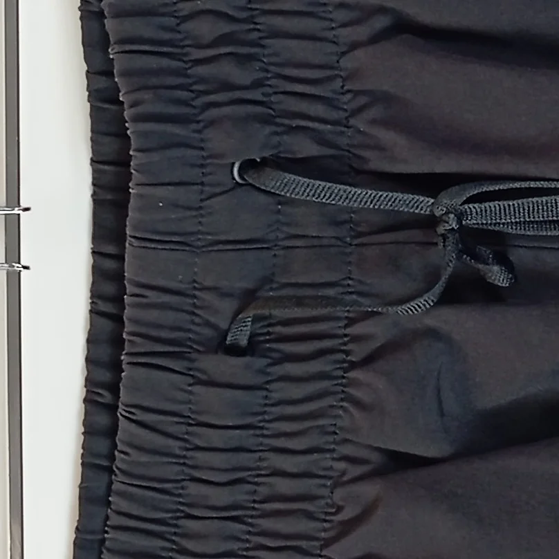 H&M Sport Shorts Bild 2