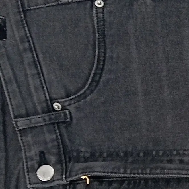 H&M Jeans Straight Leg Bild 2