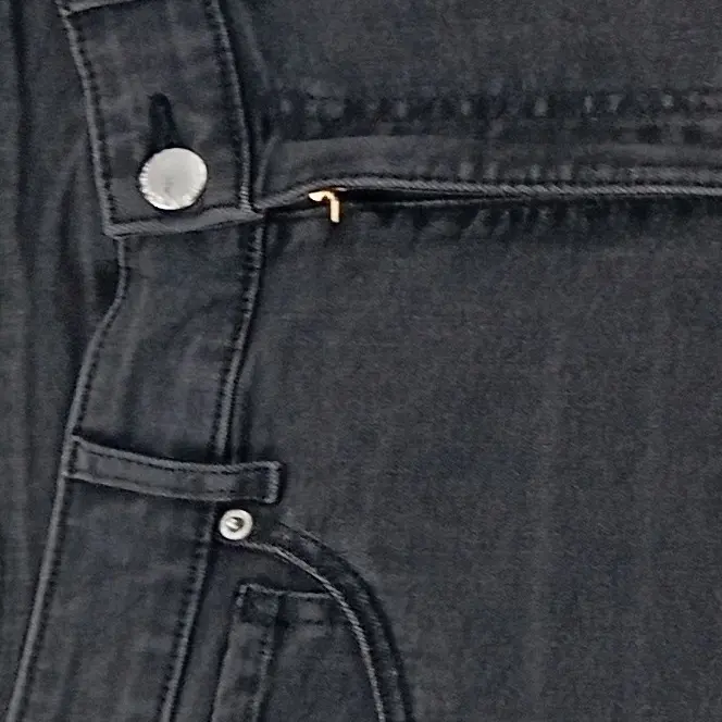 H&M Jeans Straight Leg Bild 3