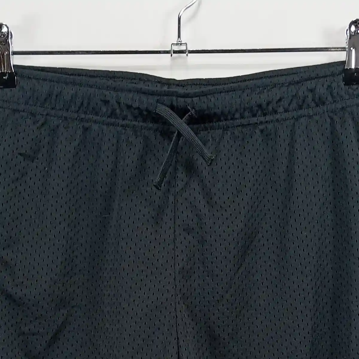 H&M Sport Shorts Bild 3