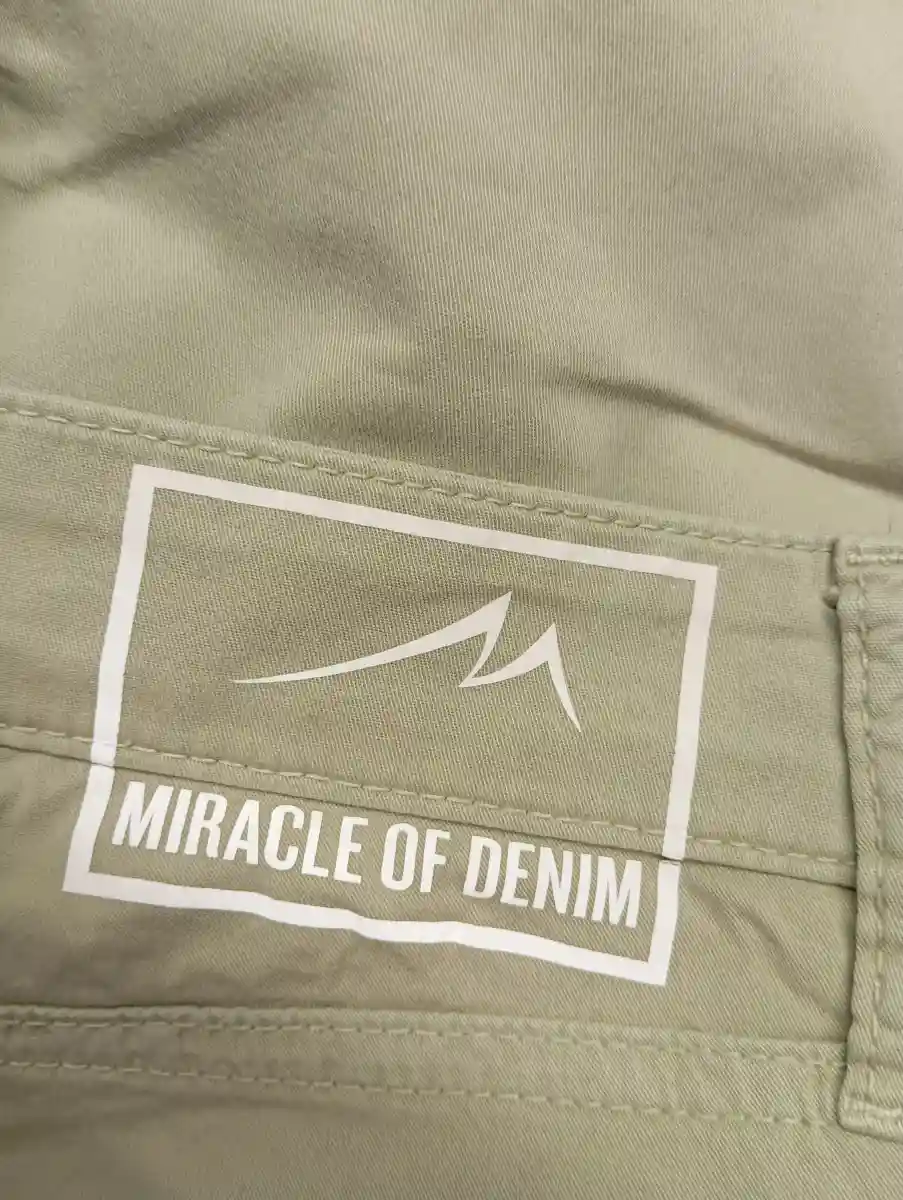 MIRACLE OF DENIM Cargo Shorts Bild 2