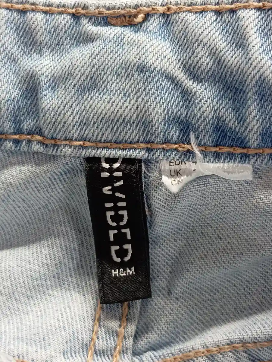 H&M Jeans Wide Fit Bild 2