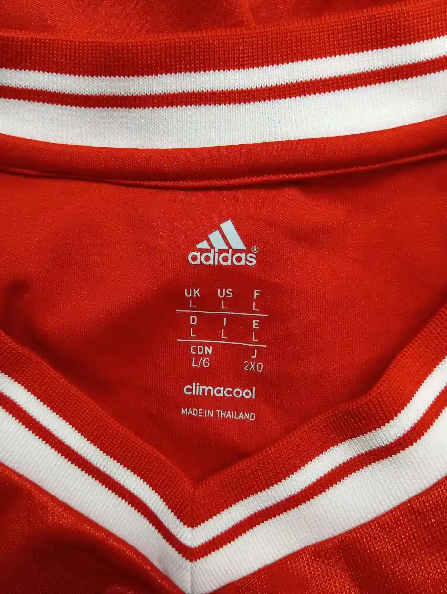 ADIDAS Fußball Trikot Bild 2