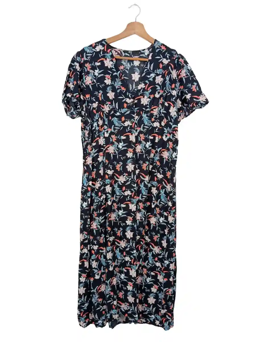 UNIQLO festliches Kleid Bild 1