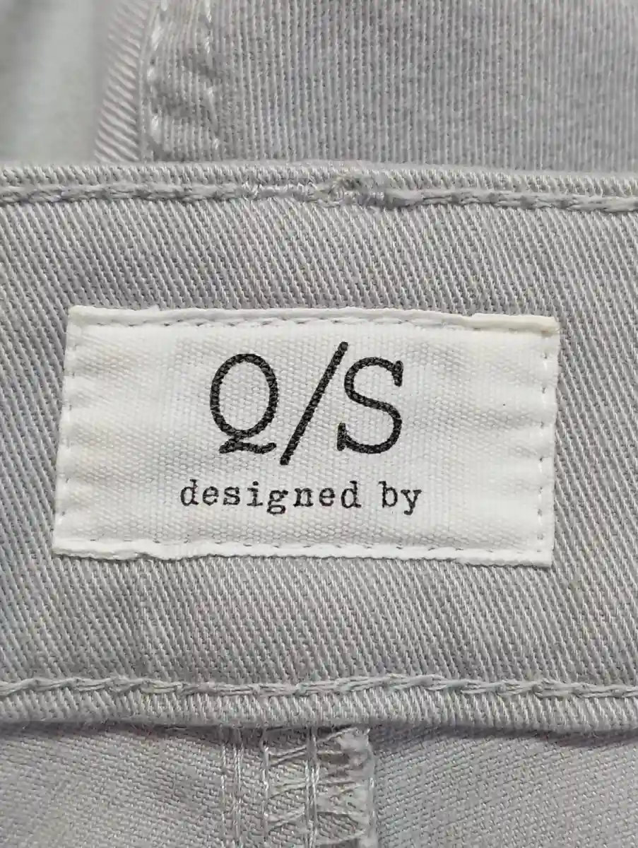 QS BY S.OLIVER Jeans Regular Fit Bild 3